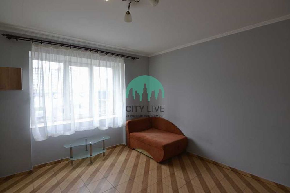 Продається 1-кімнатна квартира з ремонтом біля ТЦ Арсен (63)