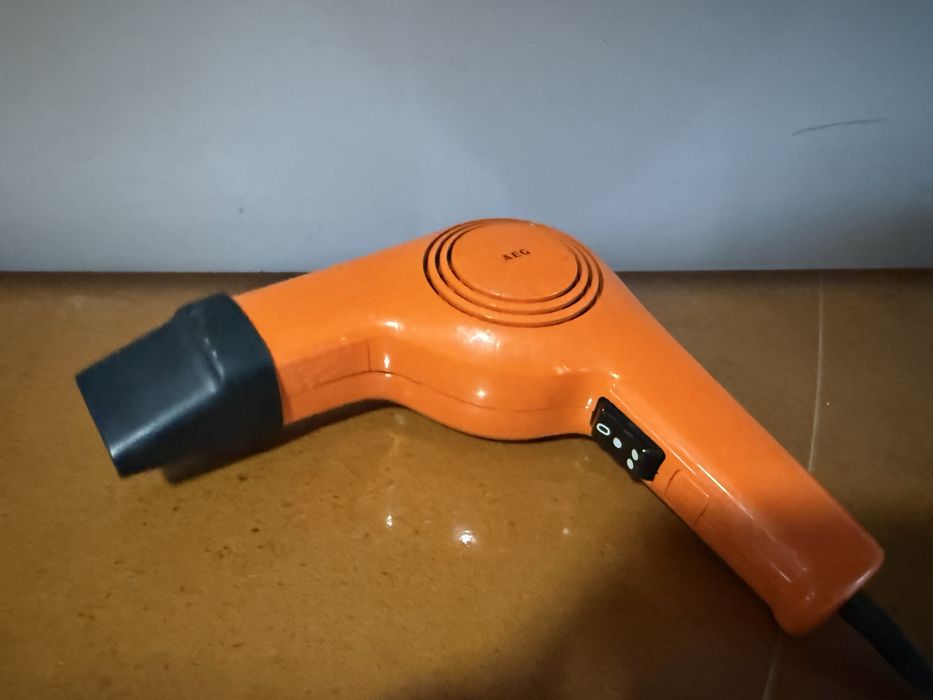 2 secadores AEG e SHg