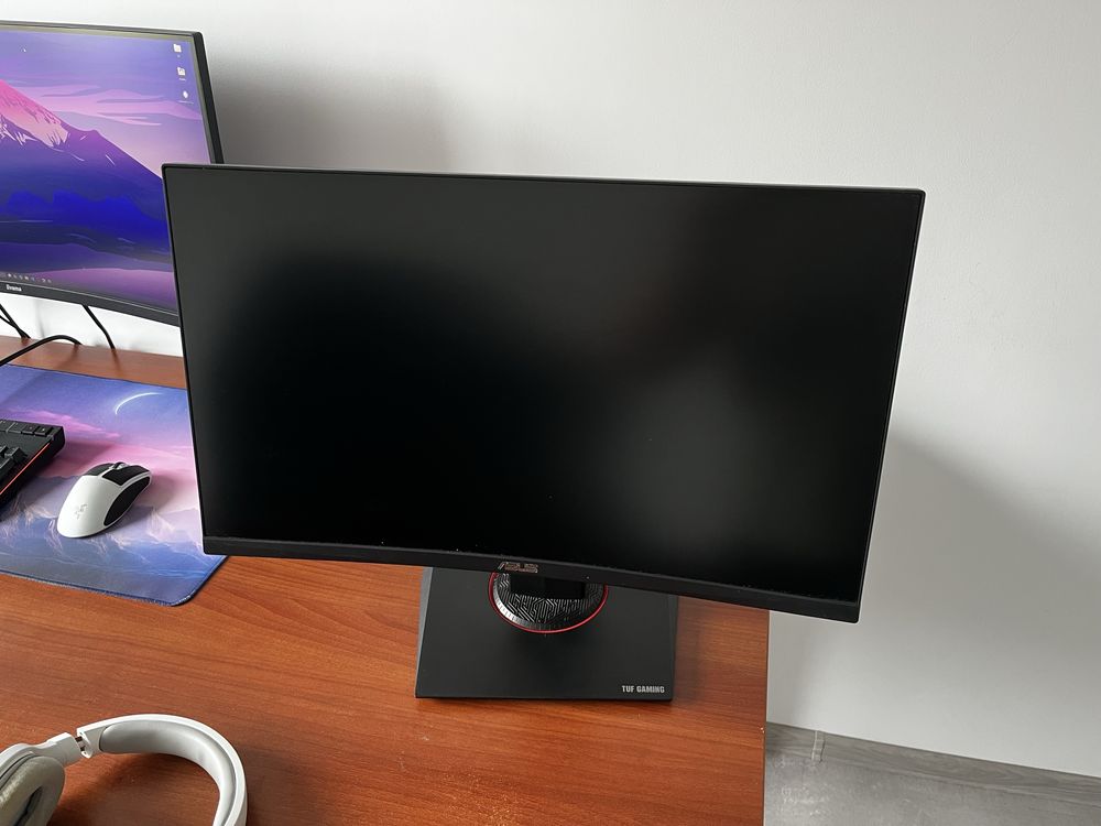 Monitor 24” 144 hz ASUS TUF VG24vq