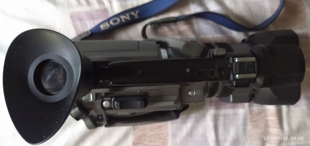 Soni DCR-VX2100E відеокамера.
