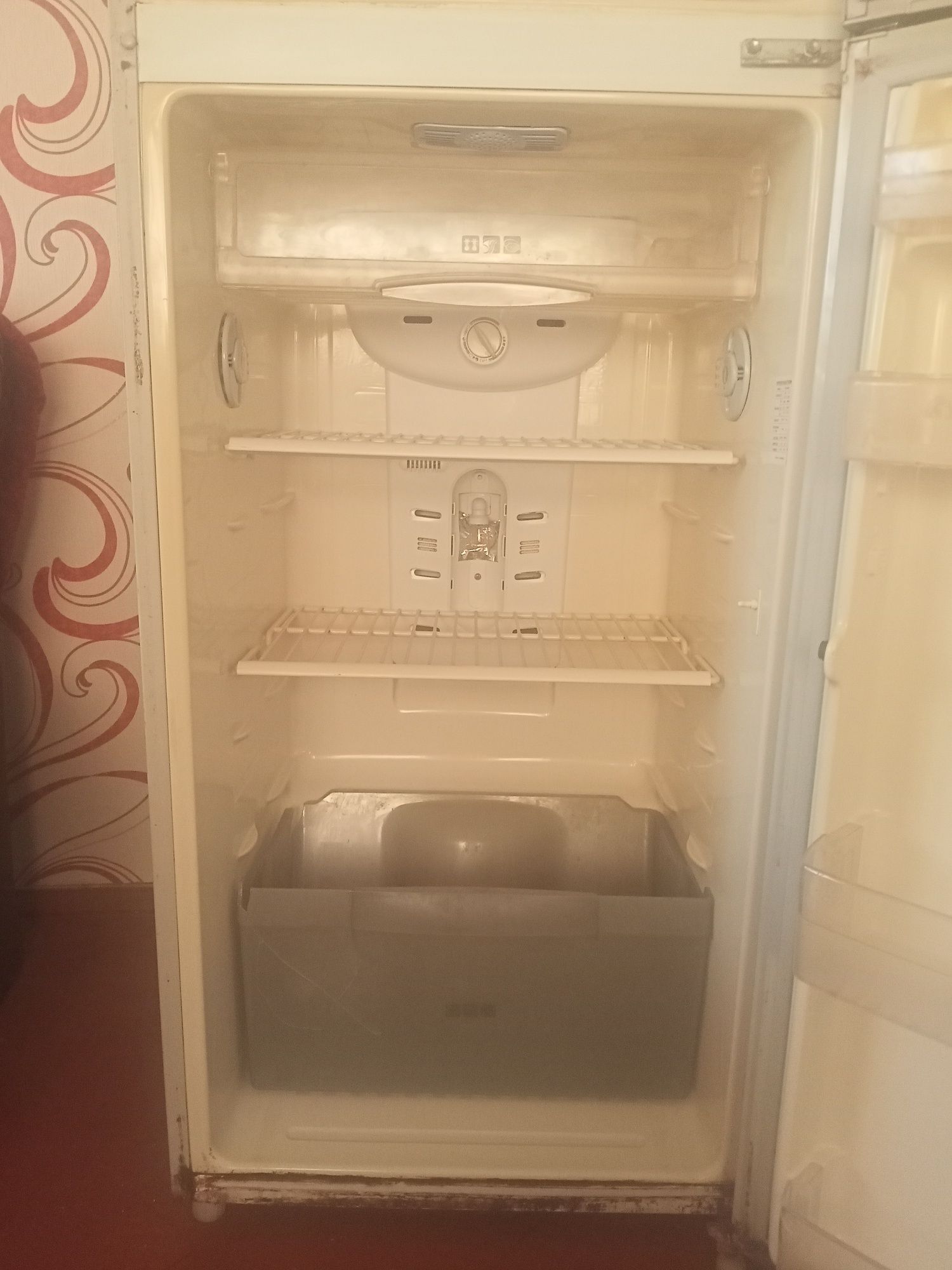 Холодильник Samsung RT34 Total No Frost.