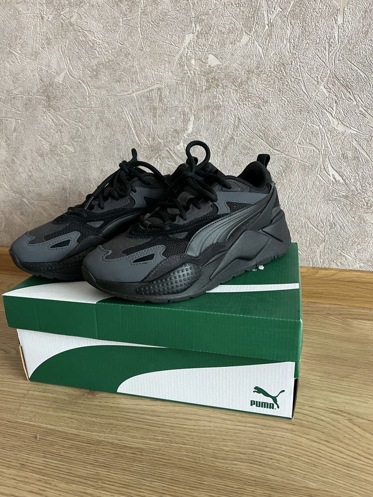 Кросівки фірми Puma