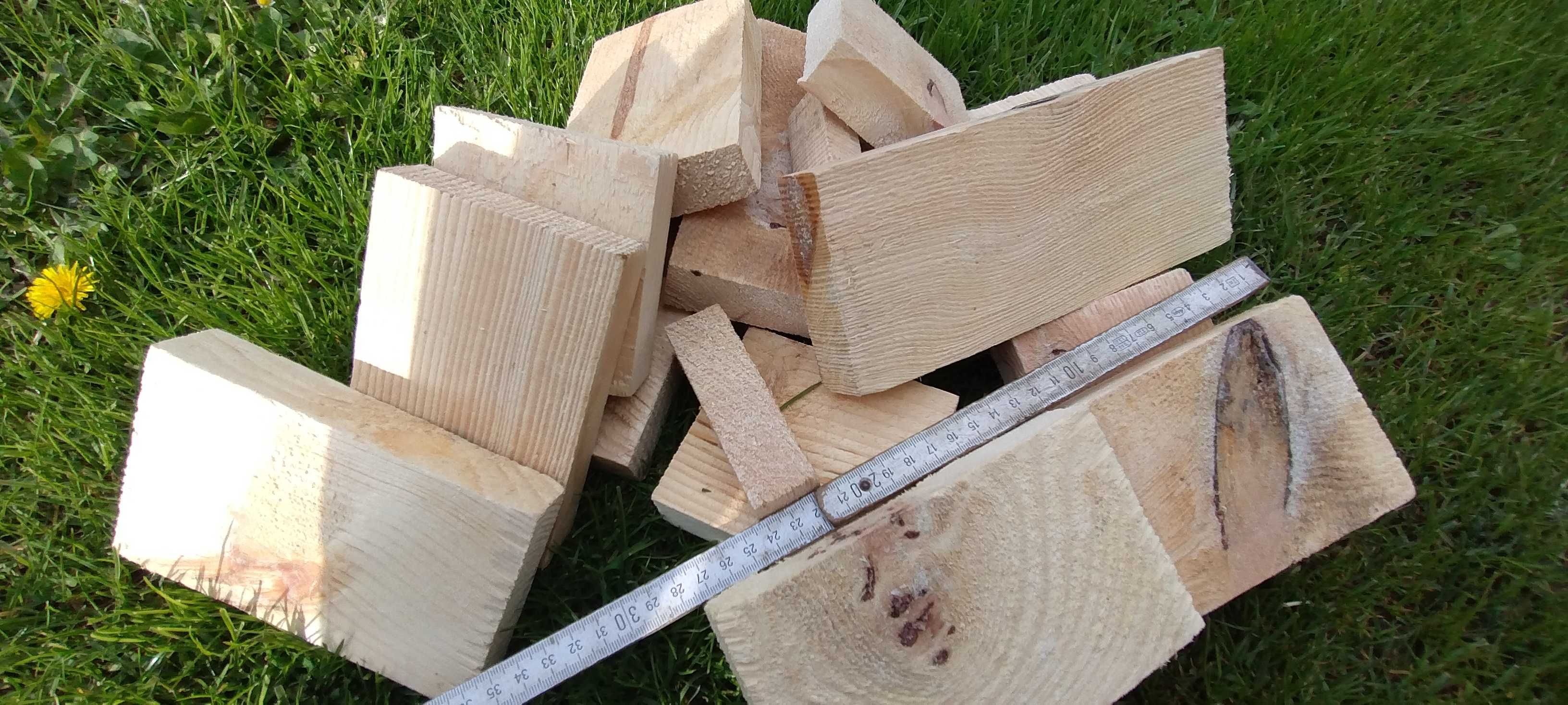 Drewno opałowe suche drzewo opał do palenia