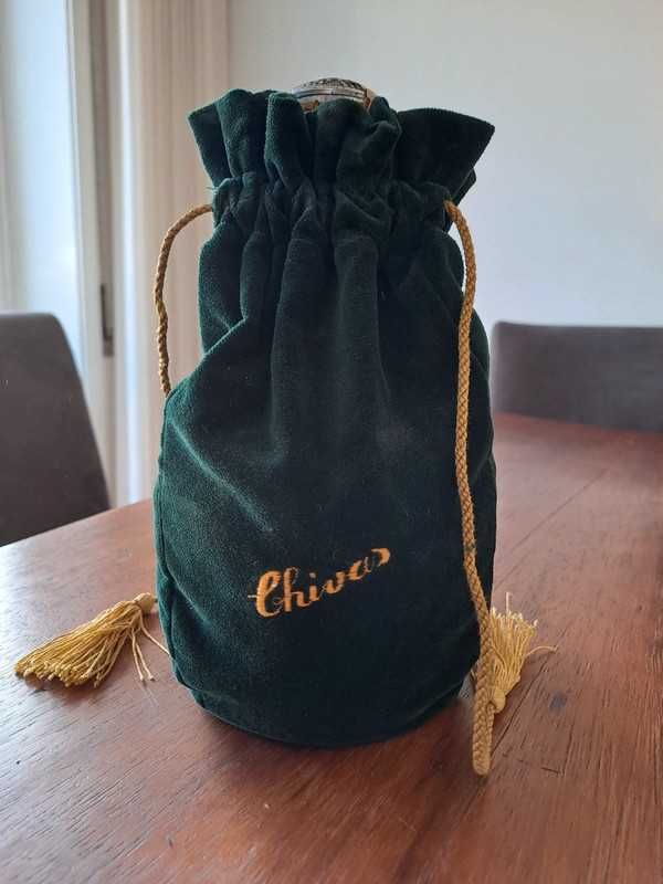 Garrafa Chivas 21 Anos
