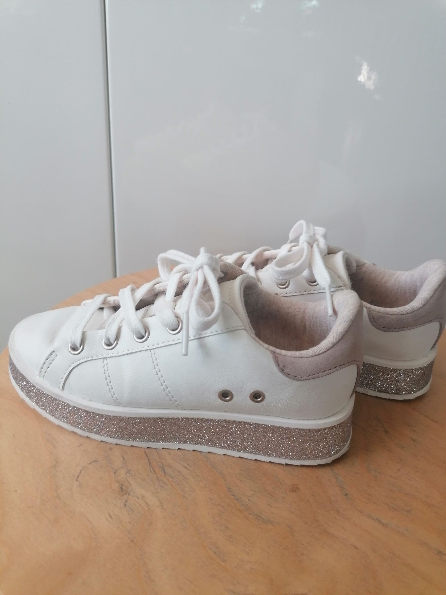 Buty Zara 29 Brokatowe