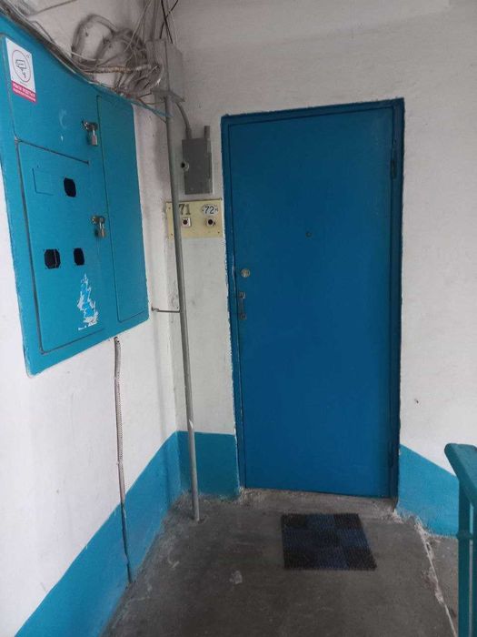 Продається  2-кімнатна квартира