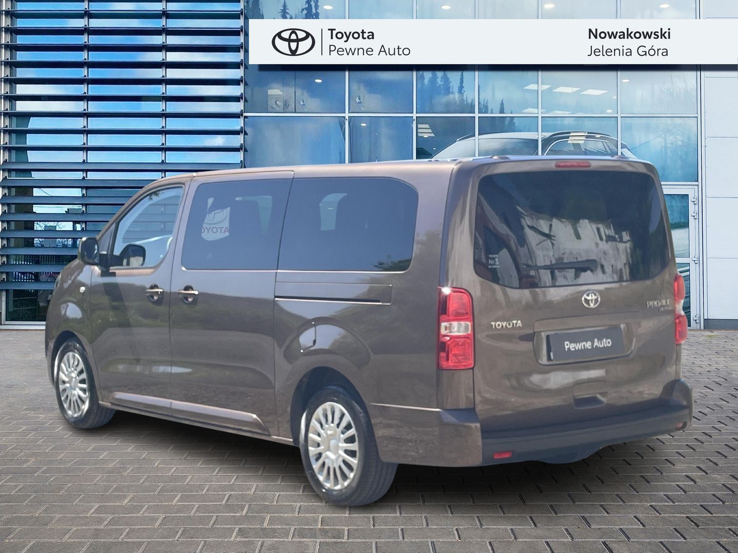 Toyota Proace Verso 2.0 D4-D Long Business