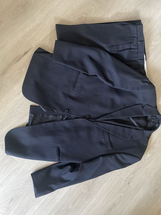 Garnitur  męski czaeny rizm.54