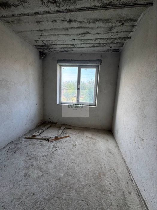 Продам велику 3-х кімнатну квартиру 105,5 м.кв. за 45500$