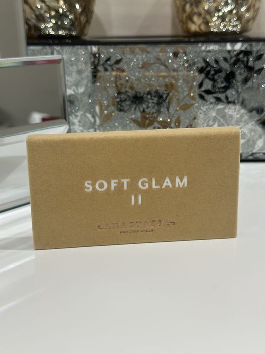 Anastasia Beverly Hills Soft Glam II - mini paleta