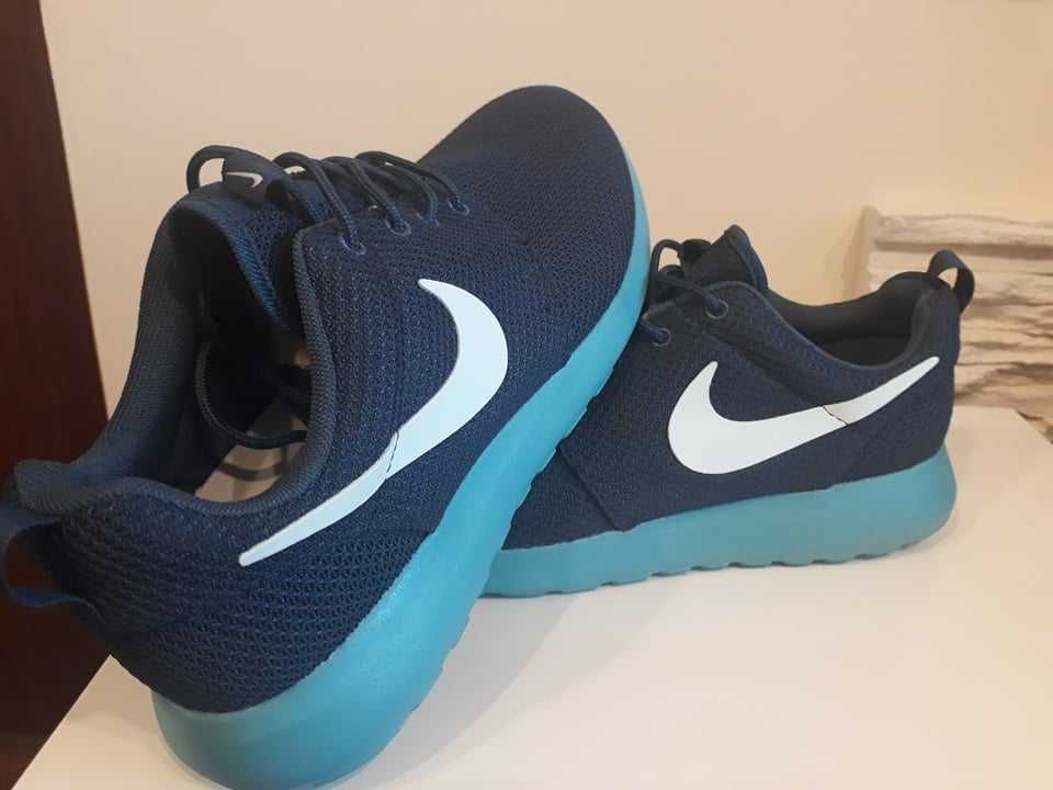 Nike Roshe Run buty rozm.44 (dł.wkł.27cm)