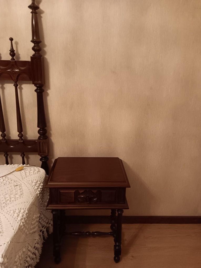 Mobília de quarto  como nova  com pouco uso