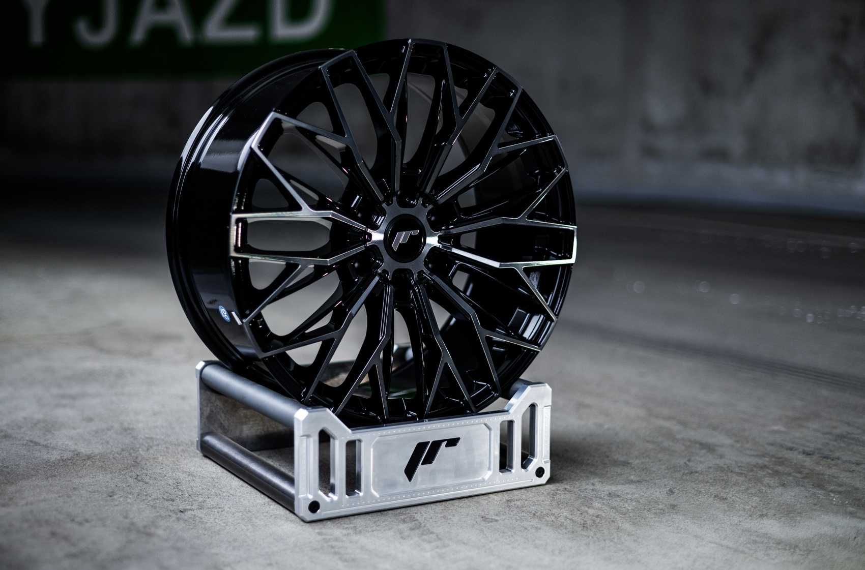 Felgi Japan Racing JRX12 20" 9J 20x9" ET20 6x114,3 6x139,7