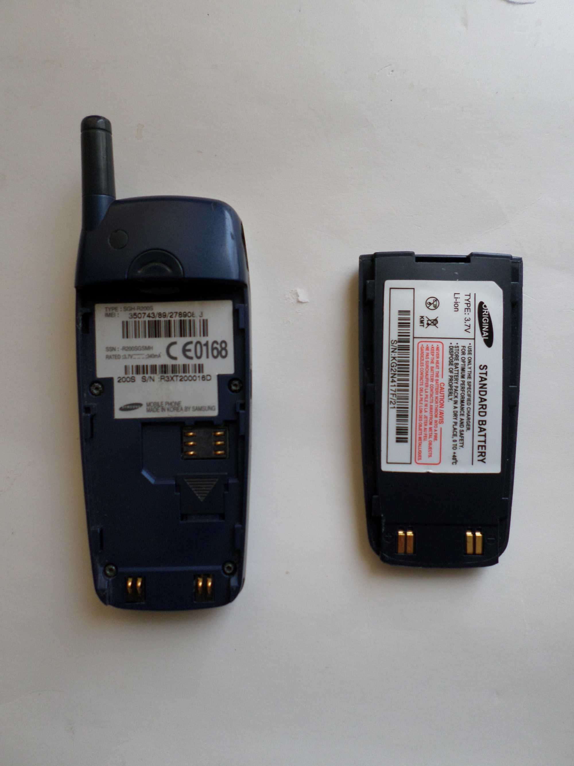 Мобильный телефон Samsung SGH-R200  .