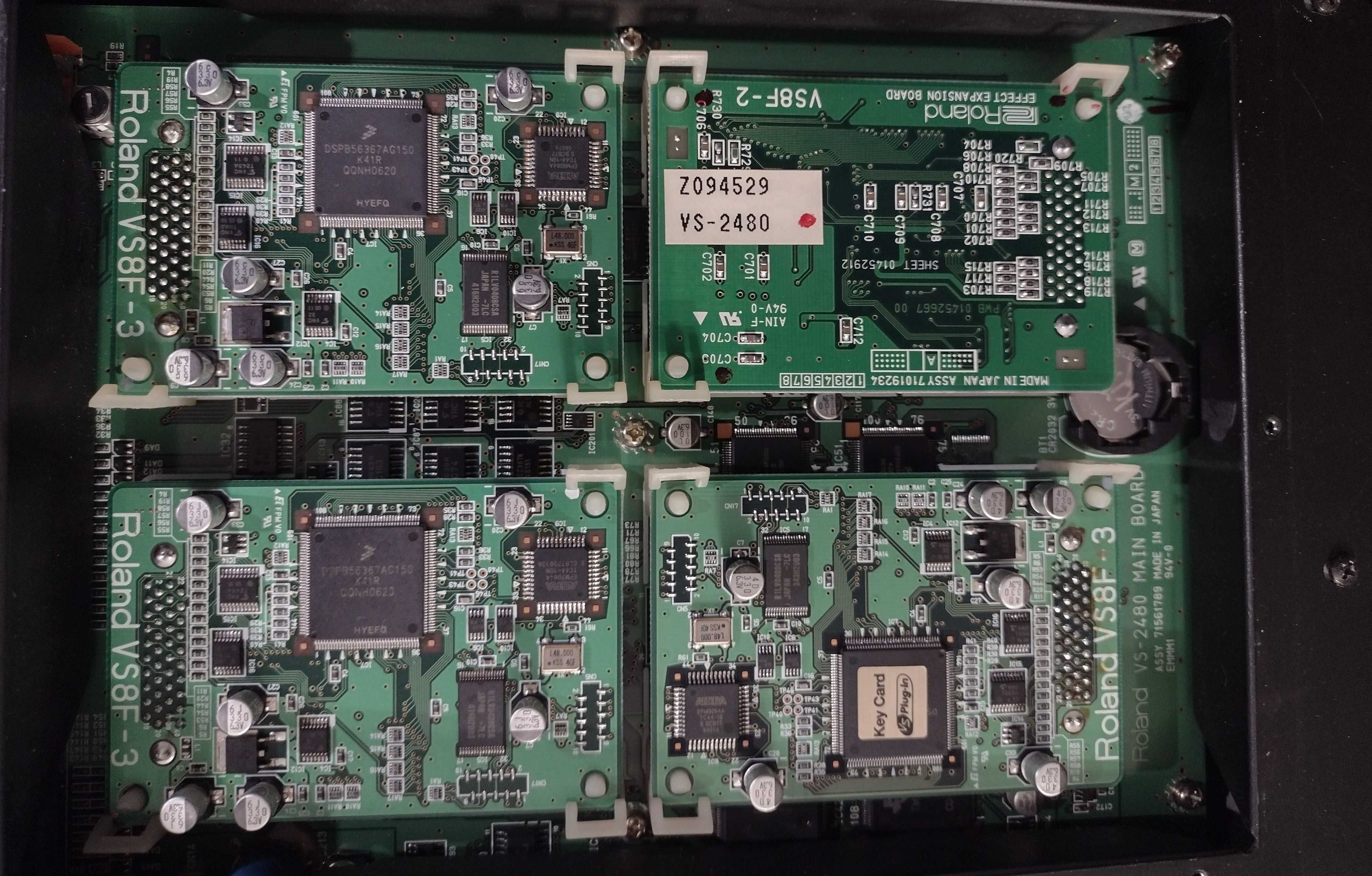 Roland VS 2480 mikser/rejestrator cyfrowy