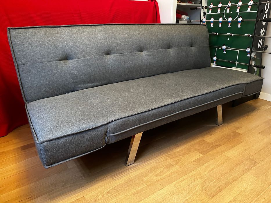 Mała zgrabna rozkładana sofa 84x180x93/106 Idealna do małych pokoi