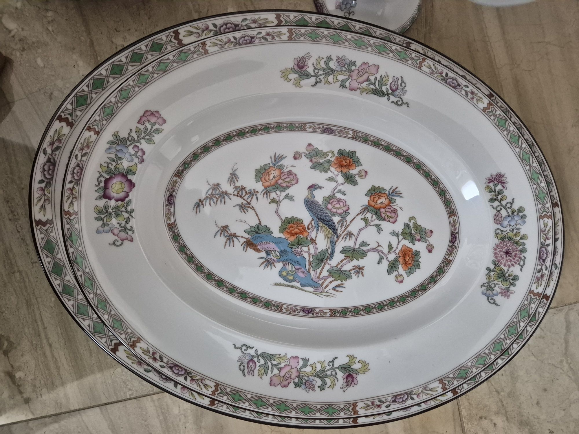 Wedgwood Kutani Crane 12 osobowy serwis obiadowo-kawowy