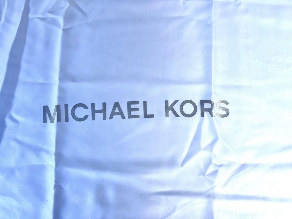 MK Duży worek Przeciwkurzowy Kors na Torebkę satyn Nowy 55 x55 Michael