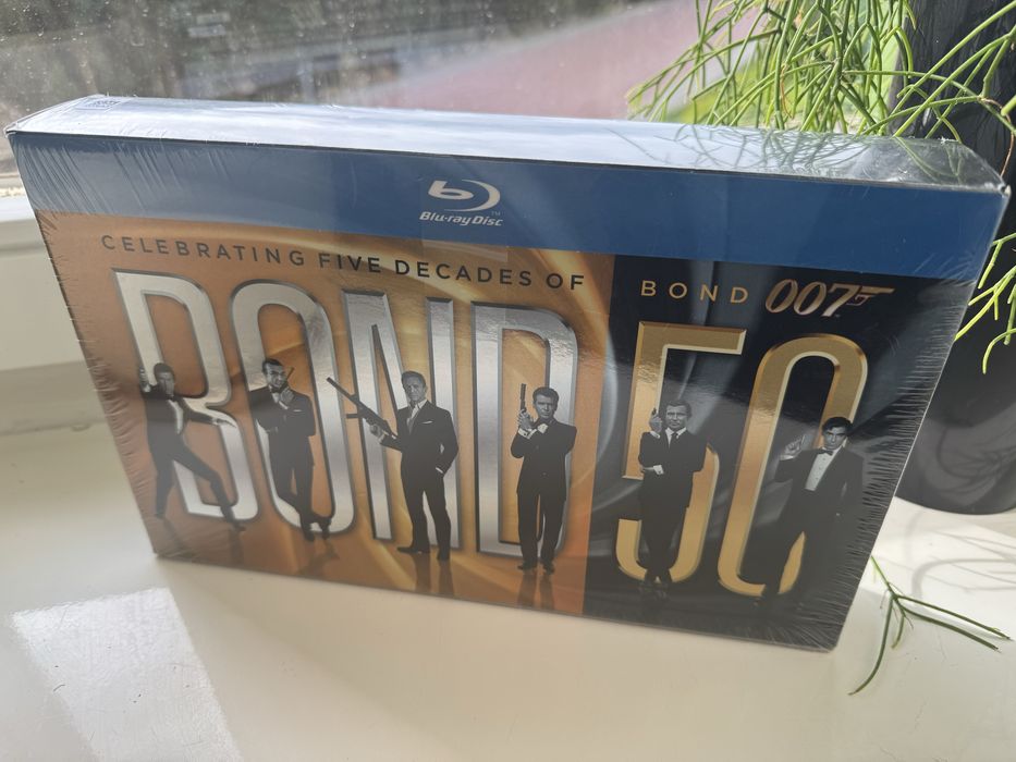 James BOND - Kolekcja 23 filmów / płyty Blu-Ray