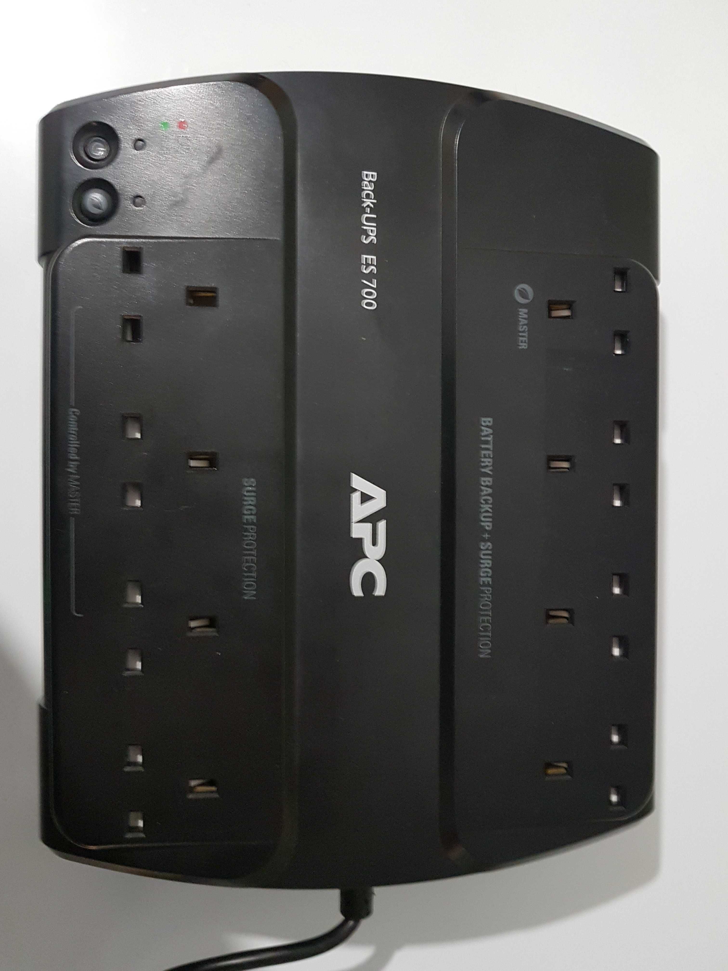 Бесперебойник APC Back-UPS