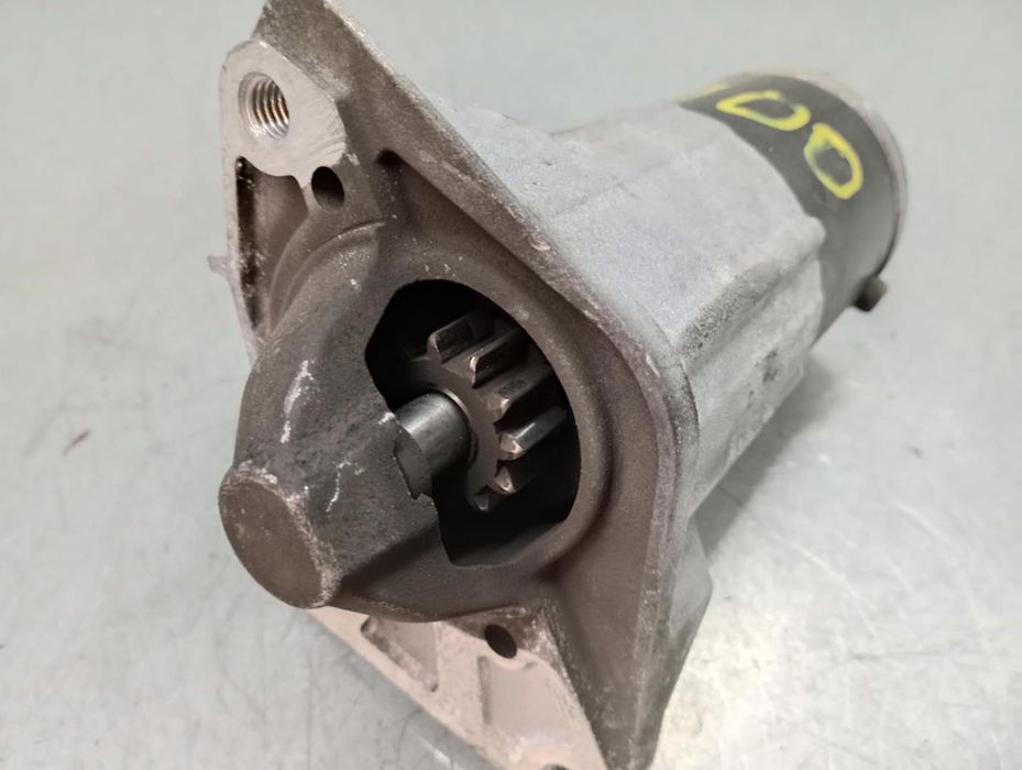 Motor de arranque RENAULT Trafic III (FG_)
