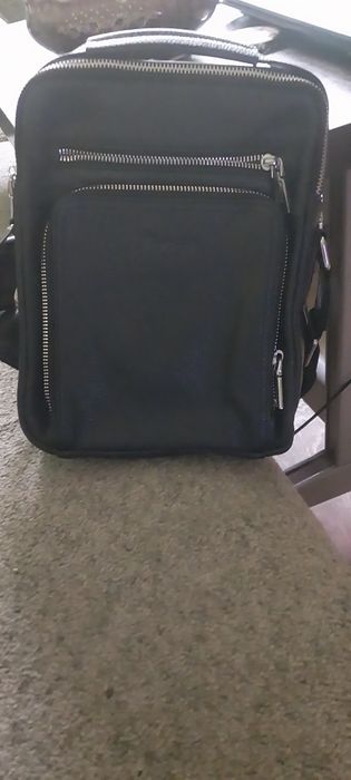 Продам новую мужскую сумку.