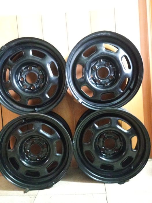 Jantes de ferro em ótimo estado com entrega aro 14-  10  euros