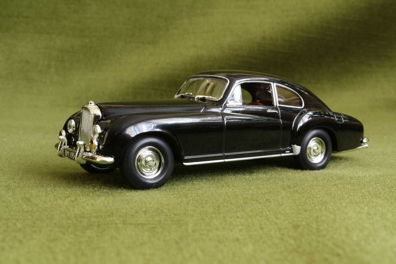 Bentley Continental Franay 1954  - model 1/43 Signature Series