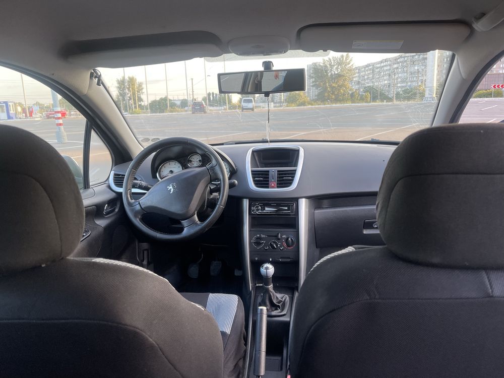 Peugeot 207 1.6 бензин // Пежо 207 2008 рік