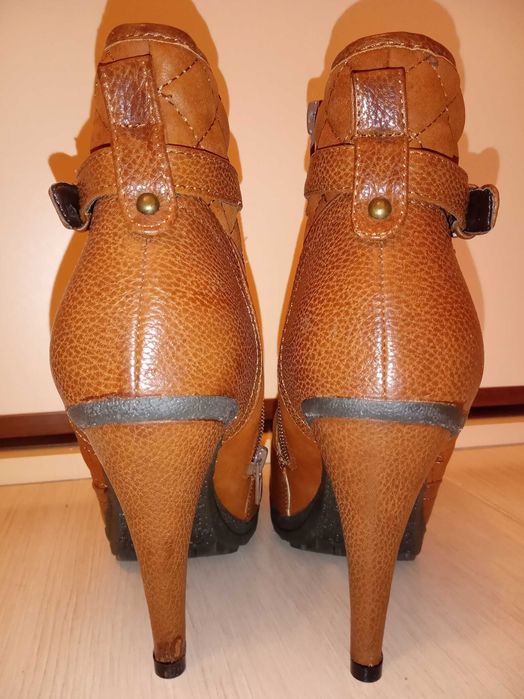 Botki brązowe na wysokim obcasie rozmiar 37