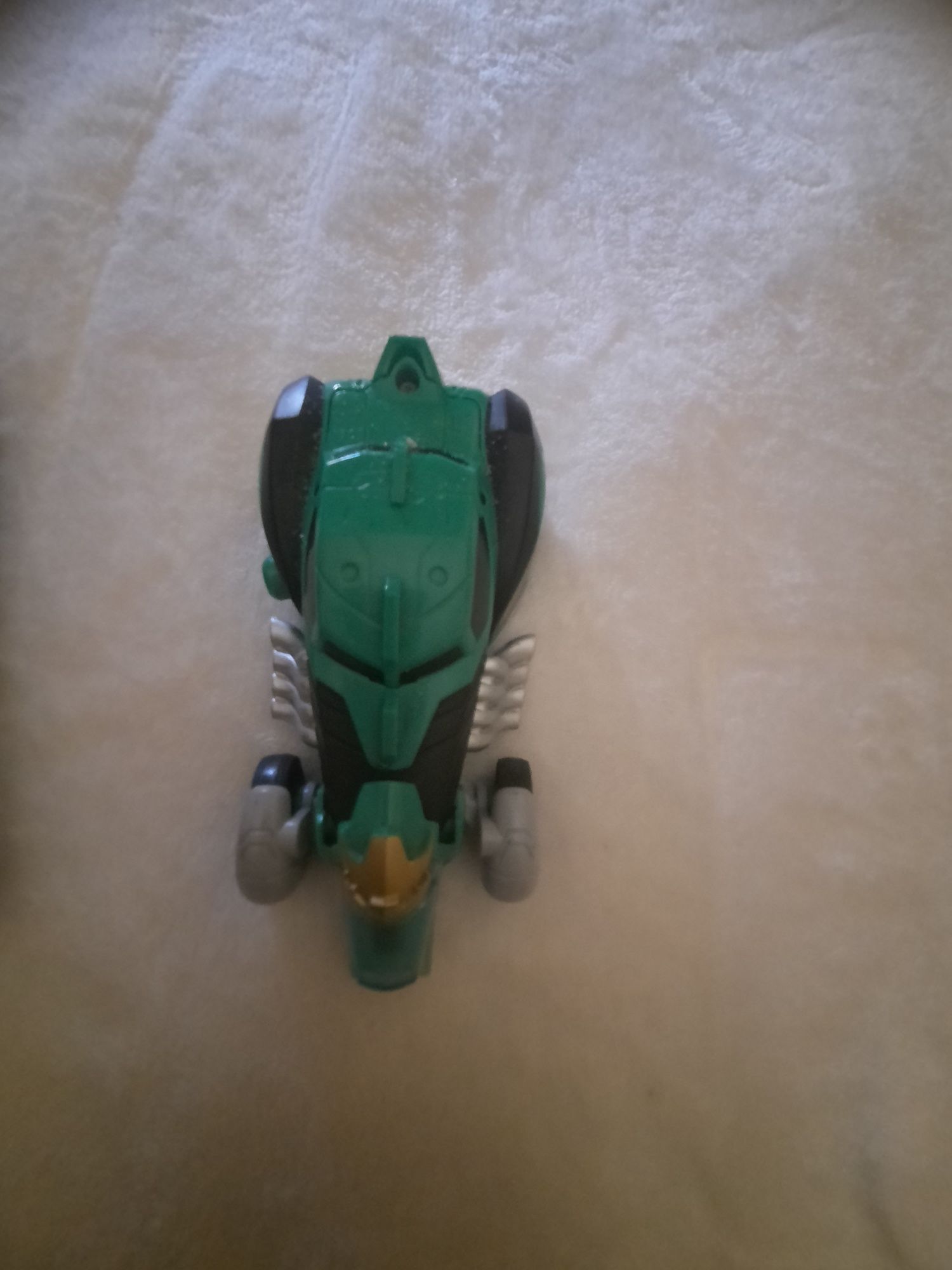 Carrinho 10 cm .