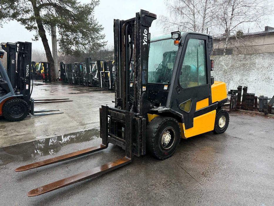 Навантажувач вилковий YALE GLP45MJ