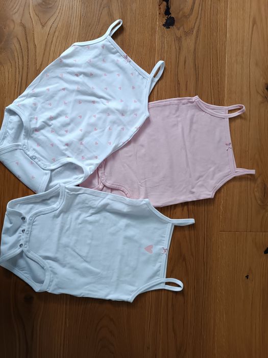 Body 3pack 92 H&M białe pudrowy róż serduszka Nowe