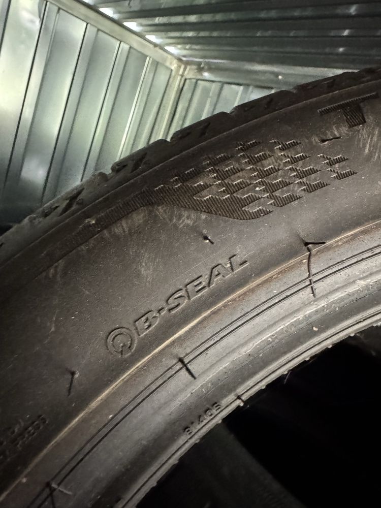 Komplet opon letnich 215/50/19 BRIDGESTONE Demo F-Vat