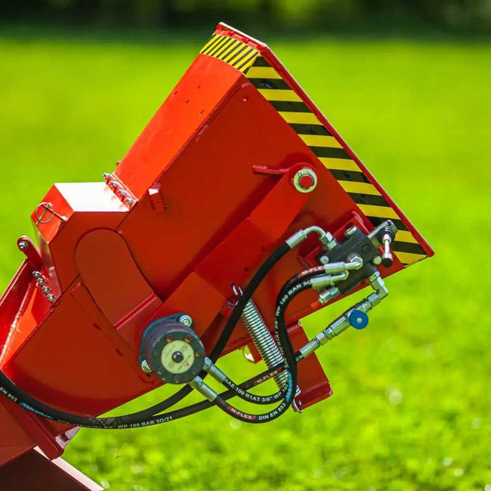 rozdrabniacz tarczowy rębak z podajnikiem hydraulicznym do gałęzi NOWE