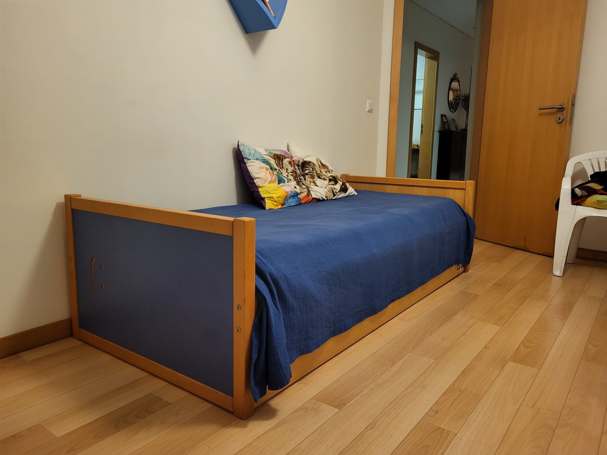 Cama de criança com gavetão cama