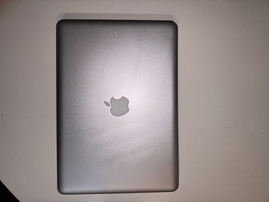 Macbook Pro cinza