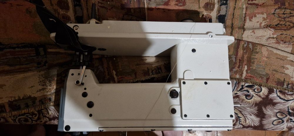 Швейна машинка yongbiao YB-5303