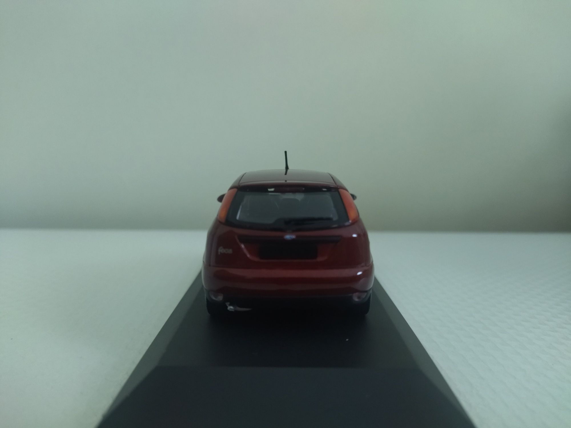 Miniatura Ford Focus 1/43 Nova