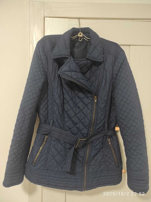 Куртка "косуха" стьобана з пояском