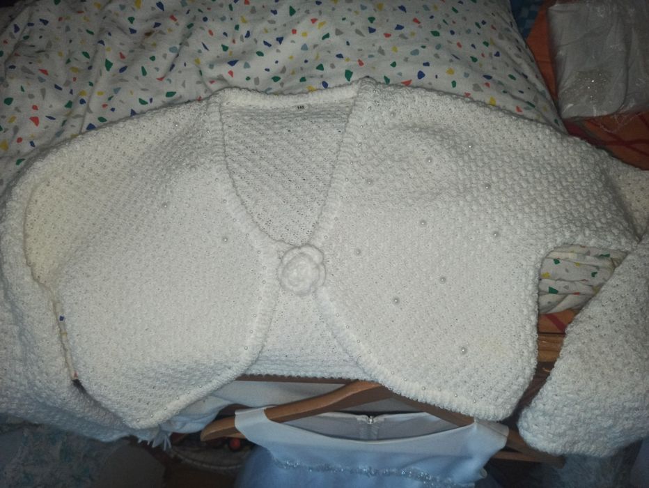 Delikatna sukienka komunijna