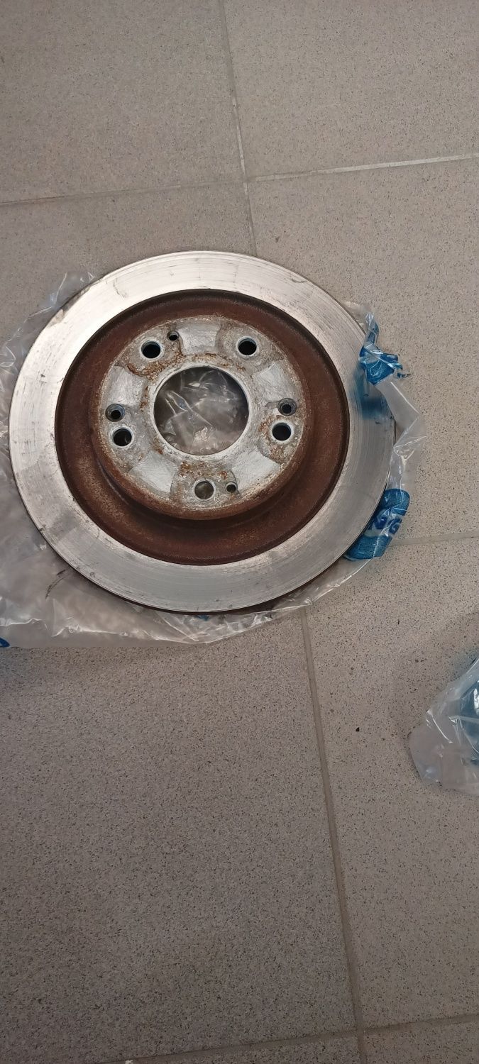 Tarcze hamulcowe Tył Honda Civic IX Generacji 1.6 diesel