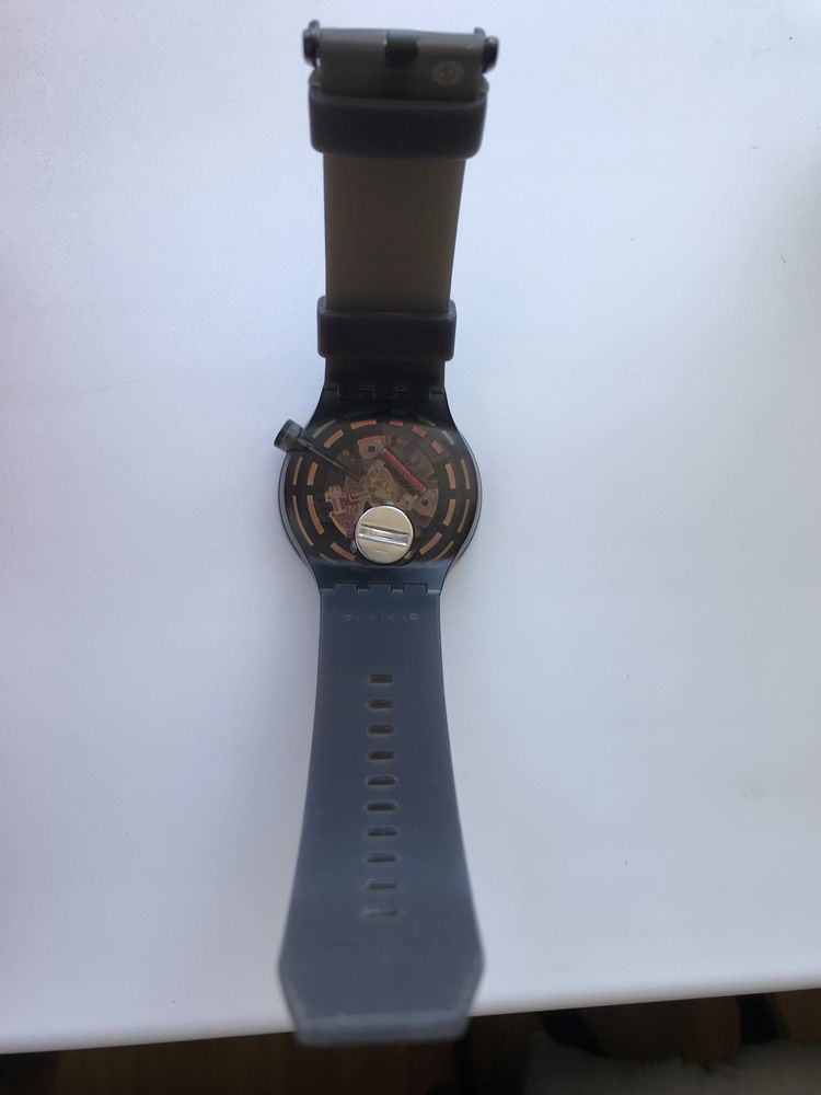 Голинник Swatch BigBold