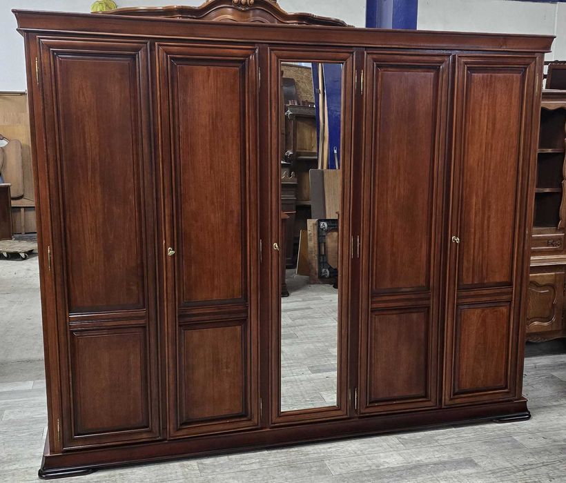 Komplet Mebli Do Sypialni / Szafa / Łóżko 160 / Szafki / Komoda Lustro