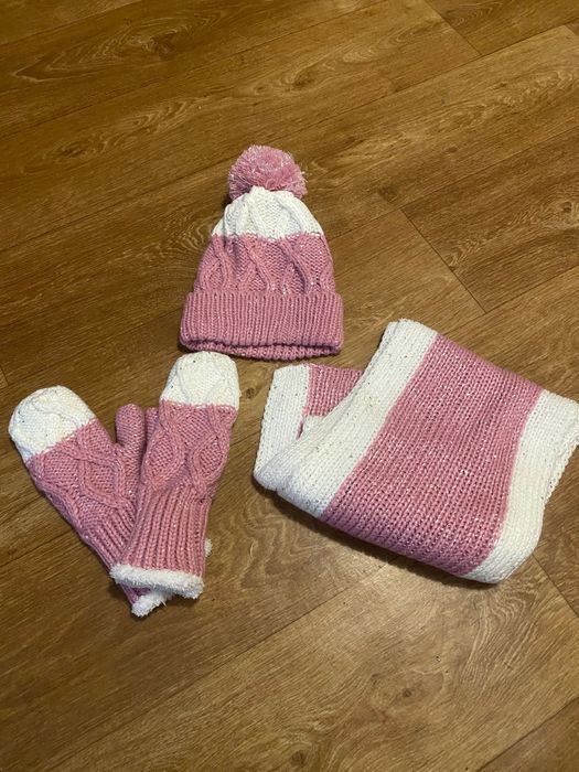 Шапка + шарф+ варежки