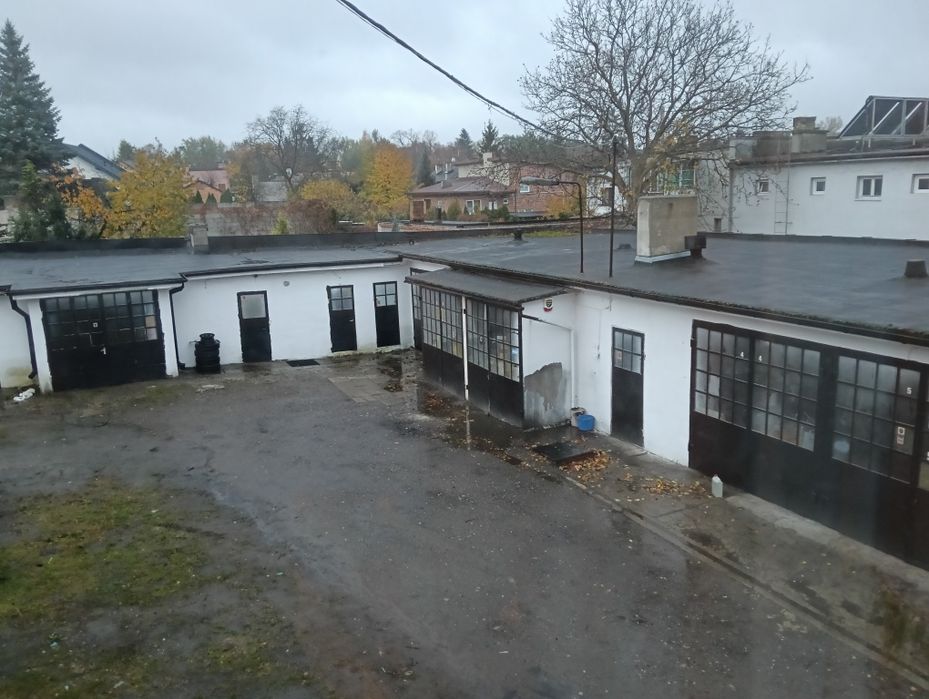 Budynek gospodarczy na autoserwis do wynajęcia.