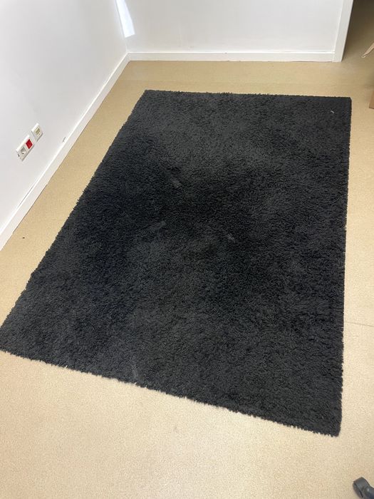 Tapetes  do ikea no tamanho 133 x195, 2 unidades