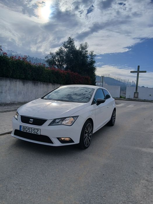 Seat Leon 1.6 TDI ( com apenas 151 mil km )