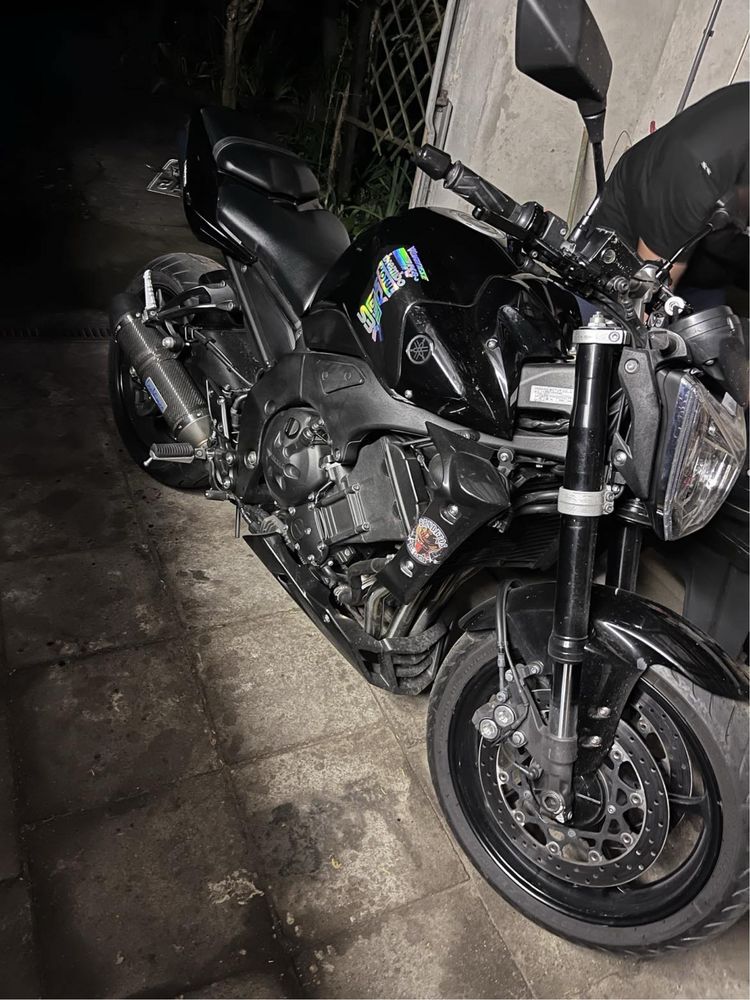 Yamaha FZ1 2010 przebieg 21k