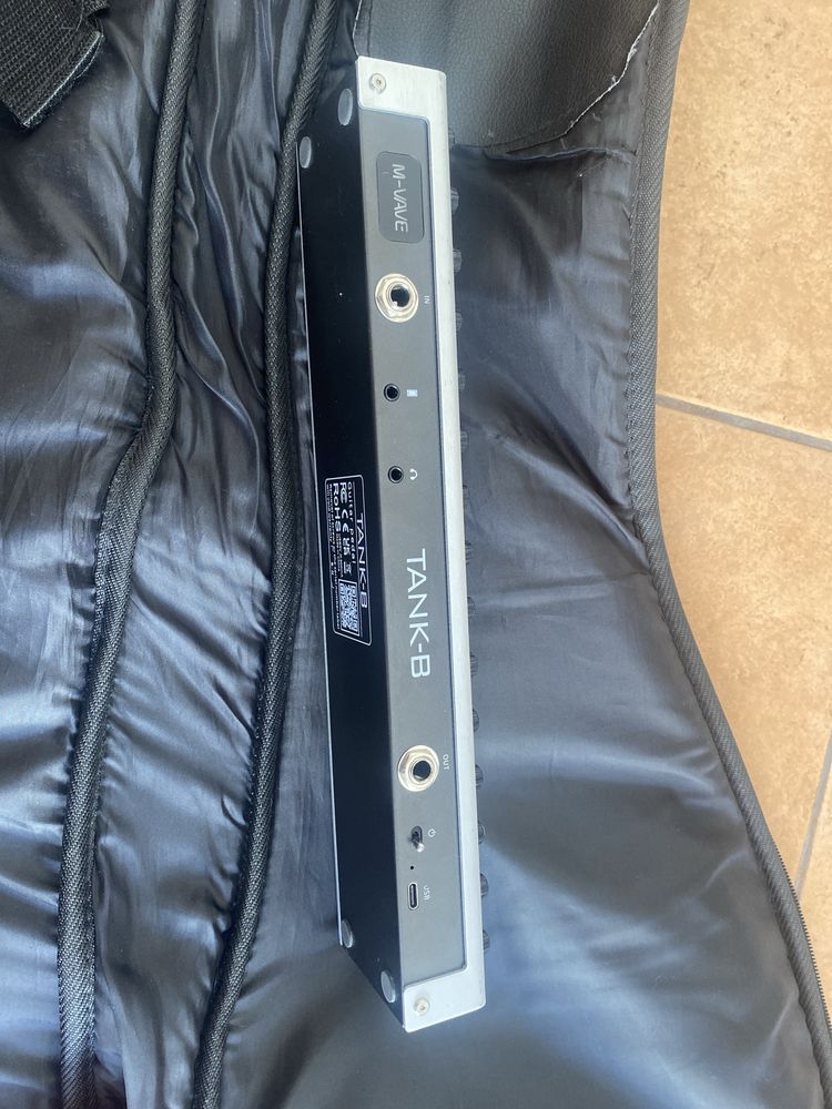 Contra baixo v3 5cordas e tank B